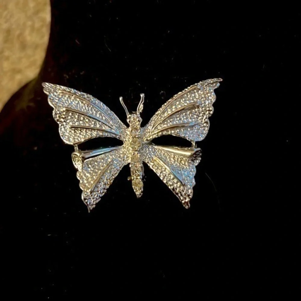 Vintage Gerry’s Rhinestone Butterfly Brooch Silver Tone Sparkly Pin
